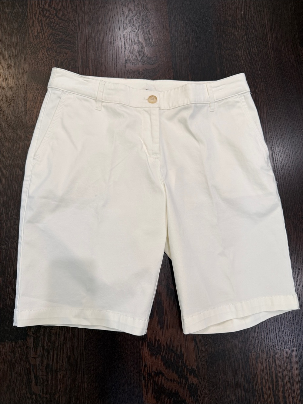 Tommy Bahama Women's White Bermuda Shorts